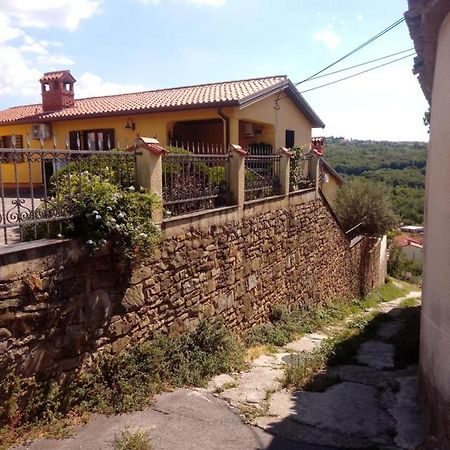 Apartamento V Klancu Dekani Exterior foto
